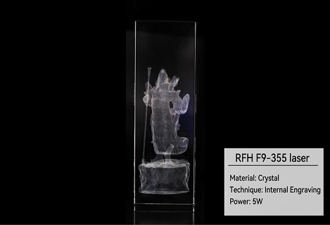 RFH F9 공랭식 자외선 레이저 크리스털 오목 조각은 고정밀이며 손상이 없고 정교한 3차원 효과를 보여줍니다.